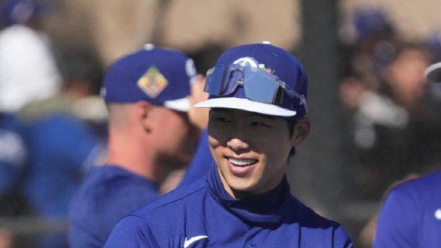 다저스 김혜성, 첫 시범 경기서 2안타 3타점 맹타