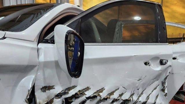 여보 차 살짝 긁었어.jpg