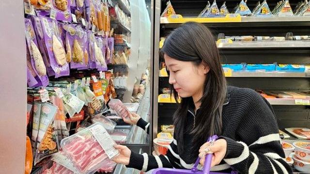 삼겹살 2인분 6000원대…CU, 삼겹살 데이 맞아 정육 초특가 행사