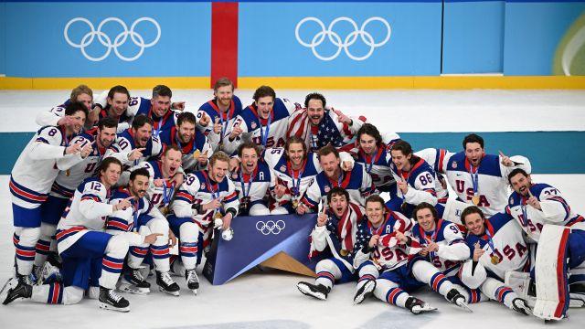 미국, 46년 만에 남자 아이스하키 금메달…한국 최종 13위
