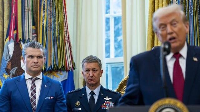 美 '보편 관세' 전격 시행…트럼프, 대법원 제동에도 관세 드라이브 유지