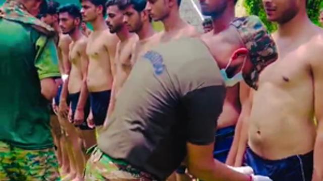 남자 불알 만지는 직업