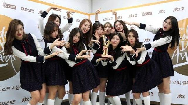 [IS포커스] 아이오아이 10주년 재결합, 프로젝트 그룹 대표 IP의 귀환