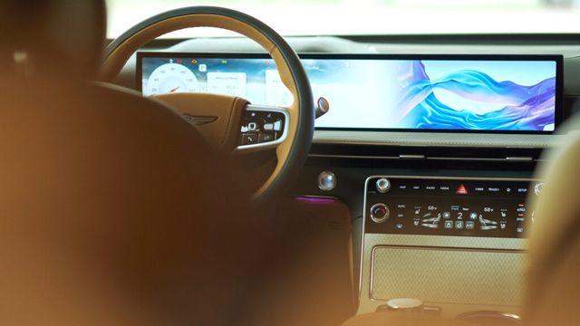 “4050 남성들 꽂혔다”…그랜저 타던 오너들이 갈아탄다는 플래그십 SUV