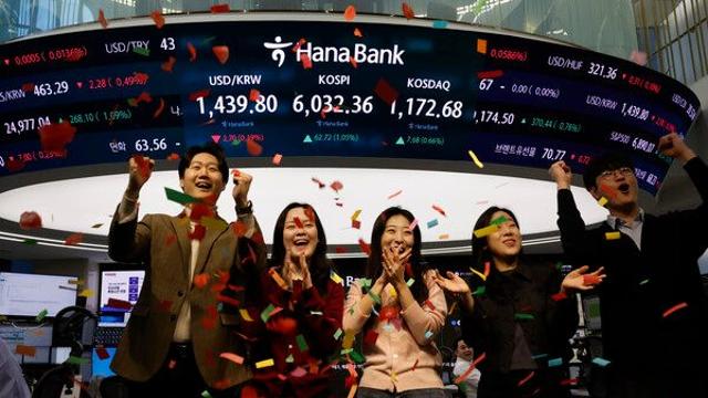 코스피 6000시대 개막... '꿈의 오천피' 한 달 만에 돌파