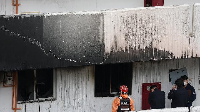 은마아파트 화재 전기요인 가능성 조사…조명 등 국과수 감식