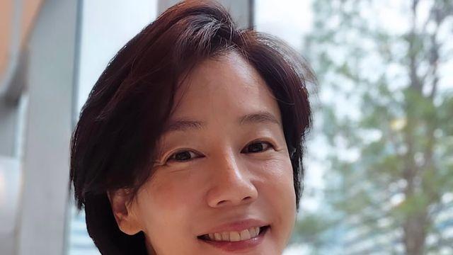 김지호, 공공 도서 '밑줄' 훼손에 과거 행동 줄줄이 소환 [이슈in]