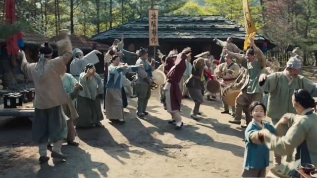 진짜 천만 가나…평일인데도 19만 관객 동원해 13일째 박스오피스 1위 차지한 '영화'