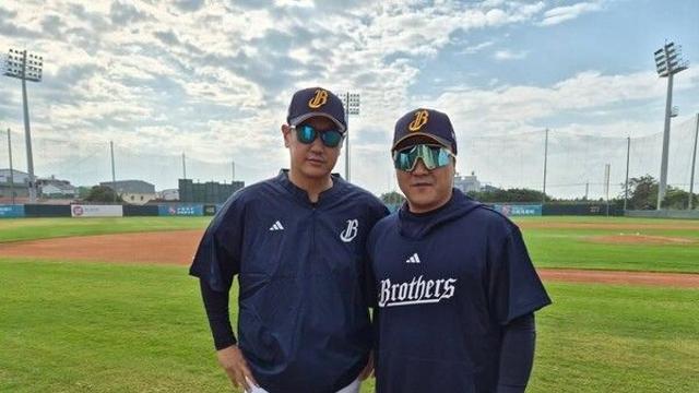 '롯데 레전드' 이대호·정훈, 다른팀 간다…