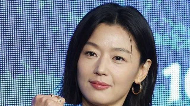 전지현, 성수동 건물 2채 468억 매입…부동산만 ‘1500억’ 육박