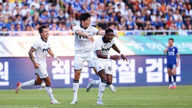 이정효 수원 감독 데뷔전 찬물 끼얹는다...수원 상대 통산 5승 1패, 서울 이랜드 기세 이어갈까