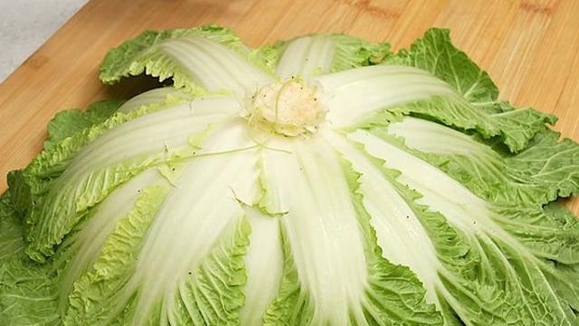 봄동은 제발 '1장'씩 떼어 '여기'에 대보세요...외식 가자던 남편도 바뀝니다