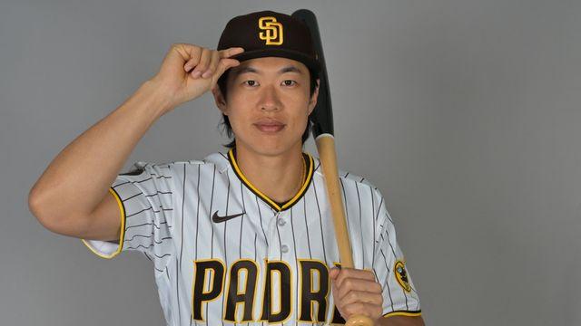 '와 155km 강속구 때렸다' 송성문, 시범경기 첫 안타→볼넷 2개 포함 3출루 활약