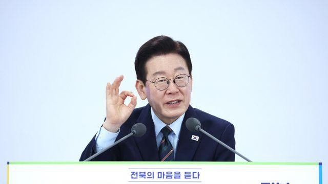 李, 전북대 피지컬 AI 실증랩 방문…“산업 전반 확산 힘써달라”