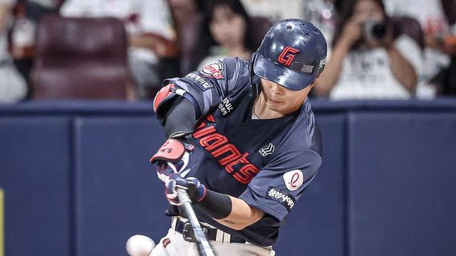 '불법도박 논란' 롯데, 선수 대신 대표·단장 징계