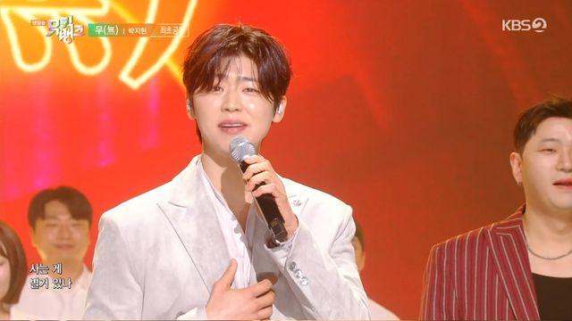 박지현, 한층 깊어진 목소리…‘無’ 무대 최초 공개 (뮤직뱅크)