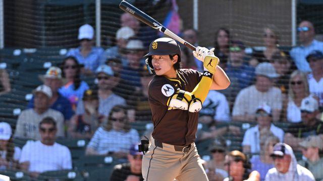 송성문, MLB 시범 경기 2G 연속 안타…로스터 진입 기대감↑