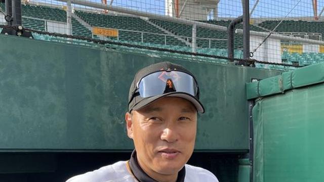 '요미우리 타격코치' 이승엽, 친정팀 삼성 상대 소감은?…