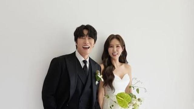 신지♥문원, 웨딩 촬영 중 결혼 들통→