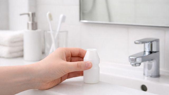 다 먹고 남은 요구르트병은 버리지 말고 욕실에 갖다 두세요...왜 여태껏 몰랐나 후회됩니다