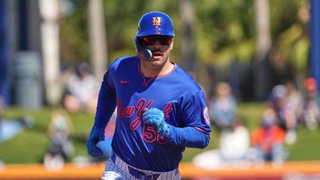 전 한화 타자 터크먼, 시범경기 두 번째 장타...4시즌 연속 빅리그 기록 새긴다