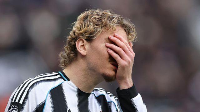 무려 현역 선수! “프리미어리그 역사상 최악의 영입”…‘역대급’ 혹평의 주인공은?