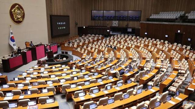 필리버스터 종료... ‘전남·광주 통합법’ 與 주도로 본회의 통과