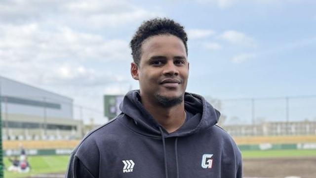 롯데에 괴물투수 나타났다! 이제 3월인데 '157km' 던진다고? 日 타자 '퍼펙트'로 눌렀다!…