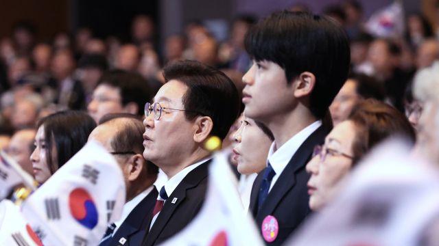 李 '대북 유화 메시지' 3.1절 기념사에 국민의힘 