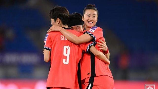 한국 여자축구, 아시안컵 첫 경기서 '전쟁통' 이란 3-0 제압