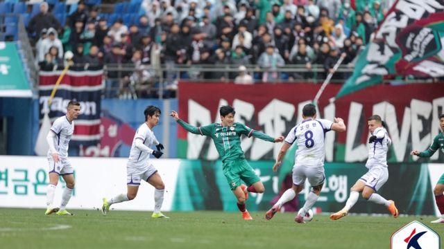 ‘우승 후보’ 대전, 홈개막전서 발목…안양과 1-1 무승부...경기 막판 PK 막