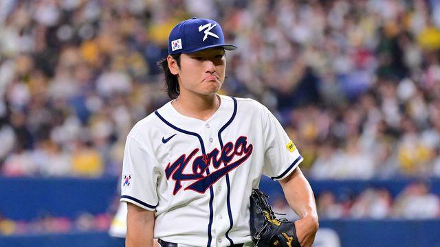 1회 '156km/h' 퍼펙트→2회 '3실점' 와르르 왜? '국대 1선발' 부진 이유 있었네…