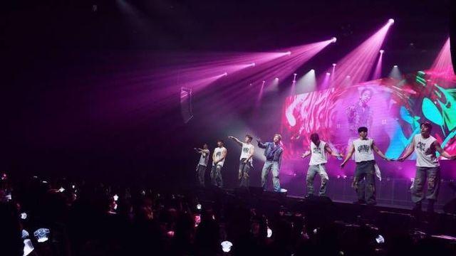 원호, '스테이 어웨이크' 월드투어 성료…'글로벌 아티스트' 입증