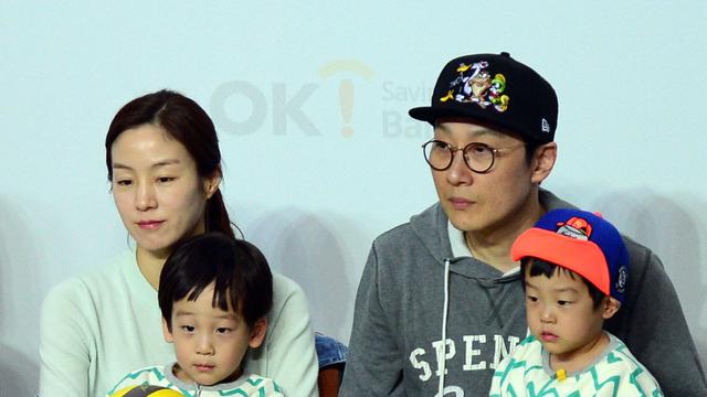 이휘재♥문정원, 논란 후 4년 침묵 깼다…“그리웠어요” [SD셀픽]