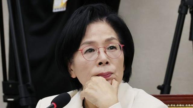 최민희, ‘재명이네 마을’ 강퇴…정청래·이성윤 이어 세 번째