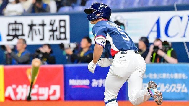 日 또또 무너졌다!…김도영, 방망이 던지며 좌중월 스리런 홈런 '쾅'→한국 2회 6-0 리드 [오사카 라이브]