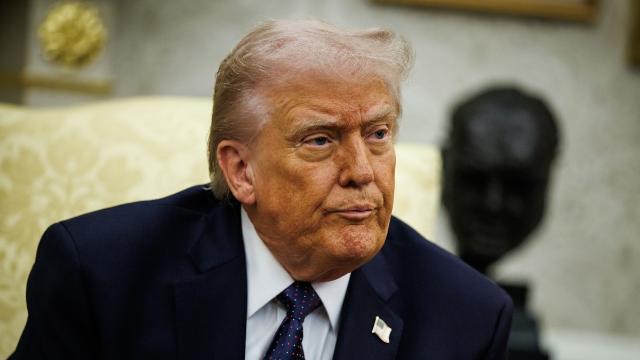 트럼프 들이받는 스페인…무역중단 위협에 