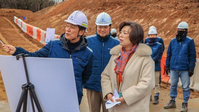 과천 지정타 단설중 2028년 개교 목표…신계용 시장, 직접 안전 점검