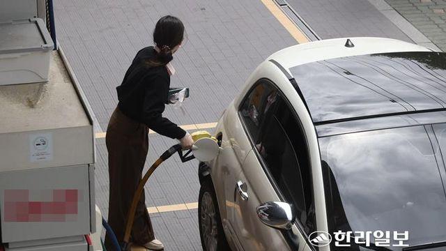 중동 사태로 제주 휘발유·경유 1800원대 '코 앞'