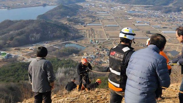 패러글라이딩 활공장서 추락한 50대…병원 이송