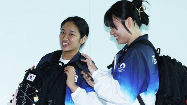 안세영·김가은, 전영 오픈 나란히 16강 진출...8강 맞대결 예고→통산 전적 6승 4패