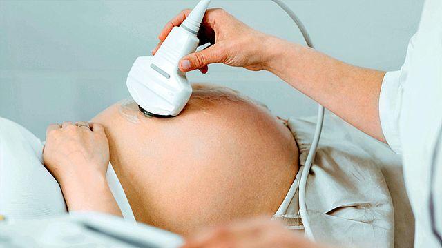 “낙태 아닌 살인” 36주 태아 숨지게 한 병원장 징역 6년