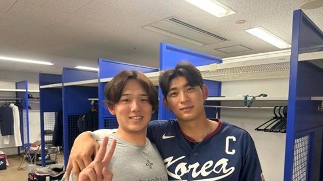 日 독립리거 맞아? '150km/h 韓 세이브'→이정후·김혜성 사인 요청…