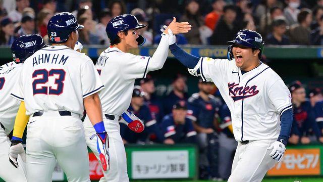 한국 진짜 무섭다, 1회부터 대폭발!...문보경 만루포 '쾅'→2회 4-0 리드 [WBC]