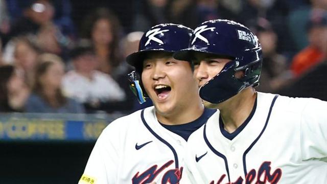 '문보경 만루포+위트컴 멀티포' 한국, 체코 제압…17년 만에 첫 경기 웃었다 [WBC 도쿄]
