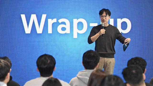 첫 공식석상 나선 박민우 현대차그룹 사장… 