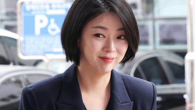 법원이 댓글 다툼 관련 국힘이 내린 배현진 징계 효력을 정지한 이유
