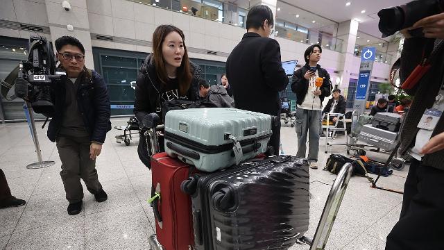 잠 못 이룬 이란 떠나 마침내 귀국…