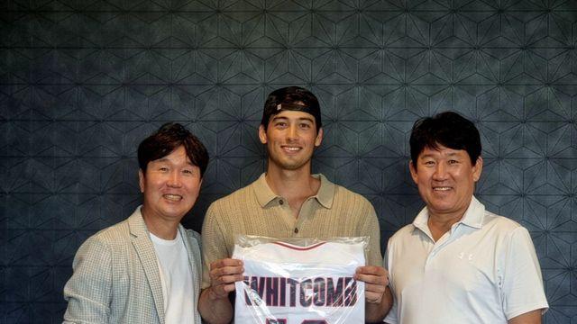 '어머니 나라에 안긴 승리' KBO가 차출에 공들인, 한국계 위트컴 체코전 '압도적' 2홈런  [WBC 도쿄]