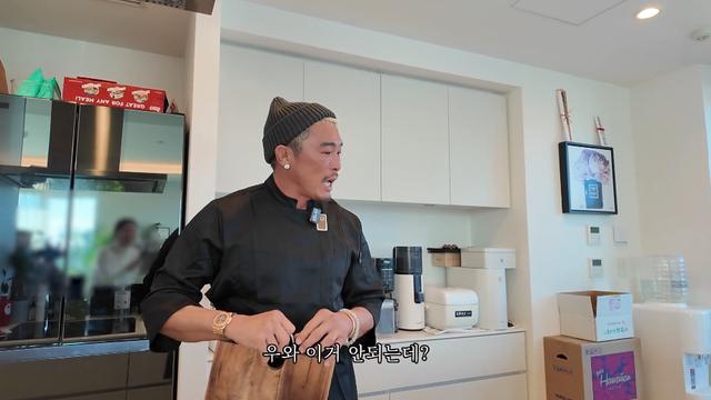 추성훈, 또 곰팡이 낀 '♥야노시호 도마'에 경악…